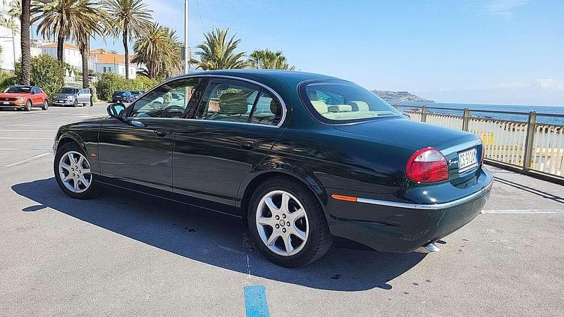 Usata Jaguar S-Type S 205 CV (150 kW) 2005 Verde Berlina