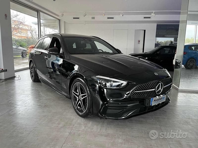 Usata Mercedes C300e Premium 265 CV (194 kW) 2022 Nero Station wagon