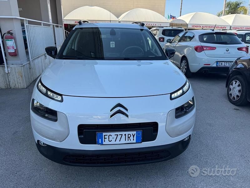 Usata Citroën C4 Shine 99 CV (72 kW) 2016 Bianco Berlina