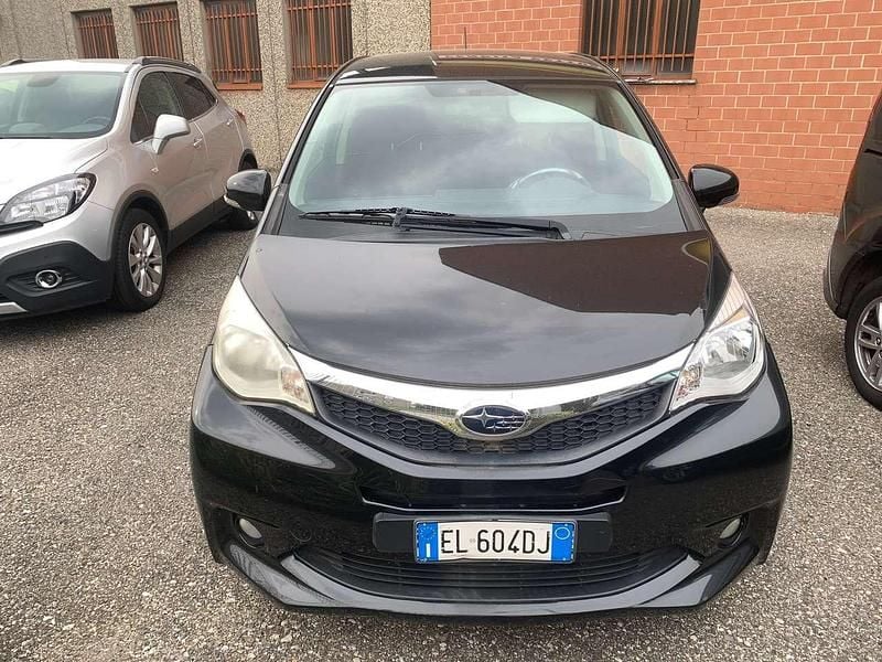 Usata Subaru Trezia Trend 99 CV (72 kW) 2012 Nero Utilitaria