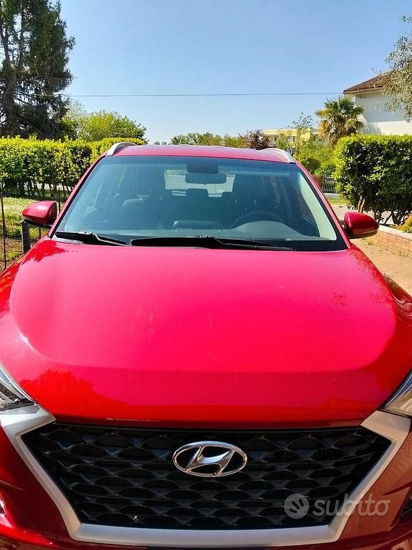 Usata Hyundai Tucson 132 CV (97 kW) 2020 Rosso SUV