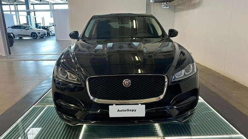 Usata Jaguar F-Pace Prestige 180 CV (132 kW) 2019 Nero SUV