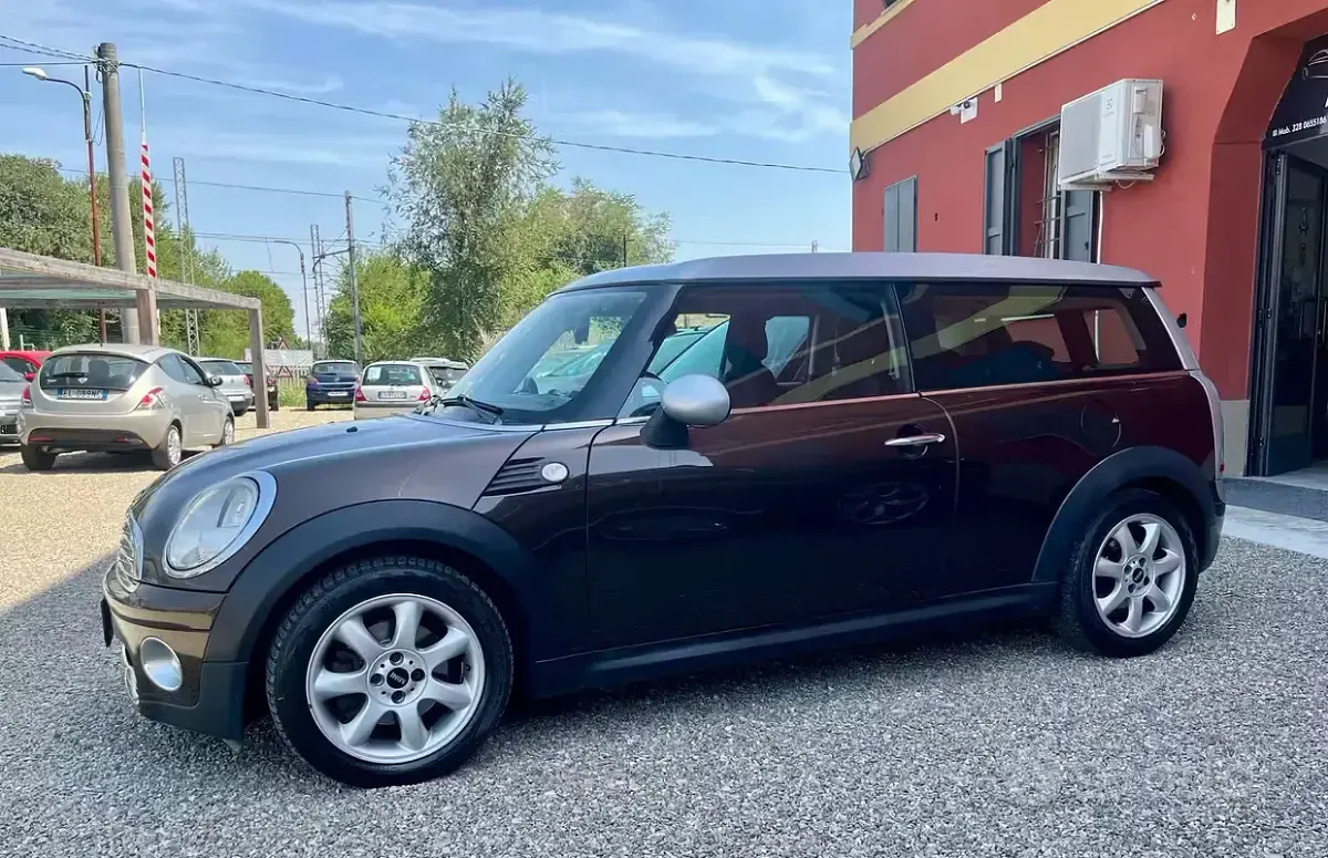 Usata Mini Cooper D Clubman Chili 109 CV (80 kW) 2009 Marrone Station wagon