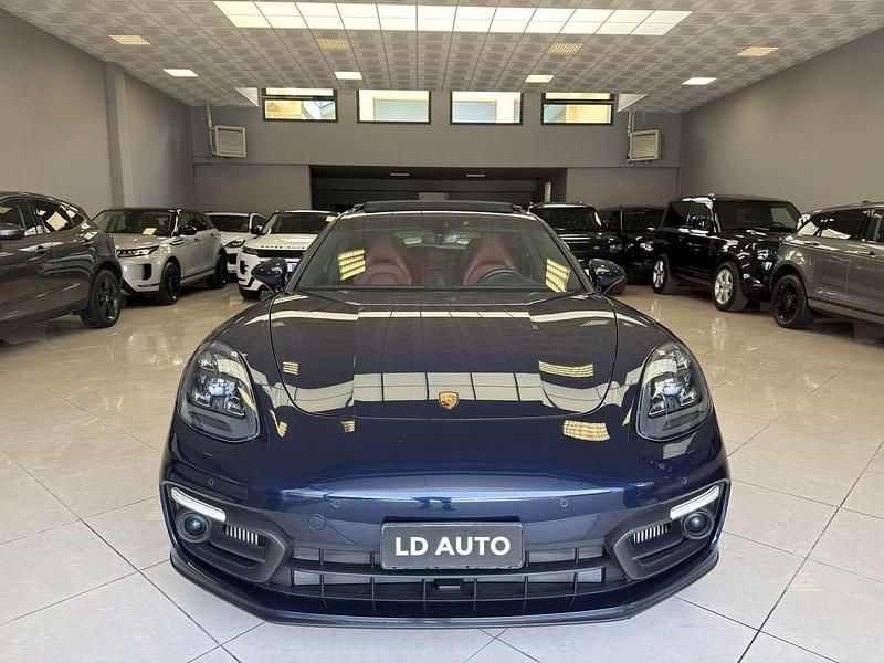 Usata Porsche Panamera 4 E-Hybrid Sport Turismo Platinum Edition 462 CV (339 kW) 2022 Other Station wagon