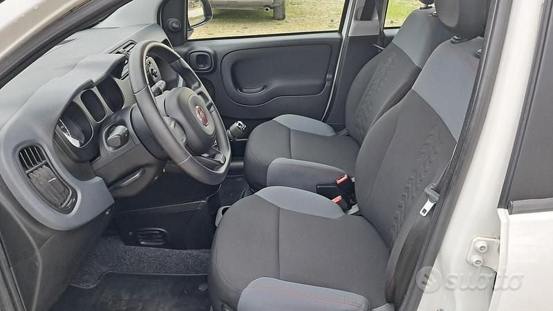 Usata Fiat Panda Easy 71 CV (52 kW) 2019 Bianco Berlina
