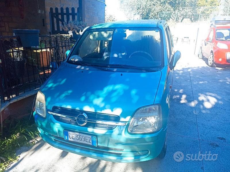 Usata Opel Agila 2003 Blu Utilitaria