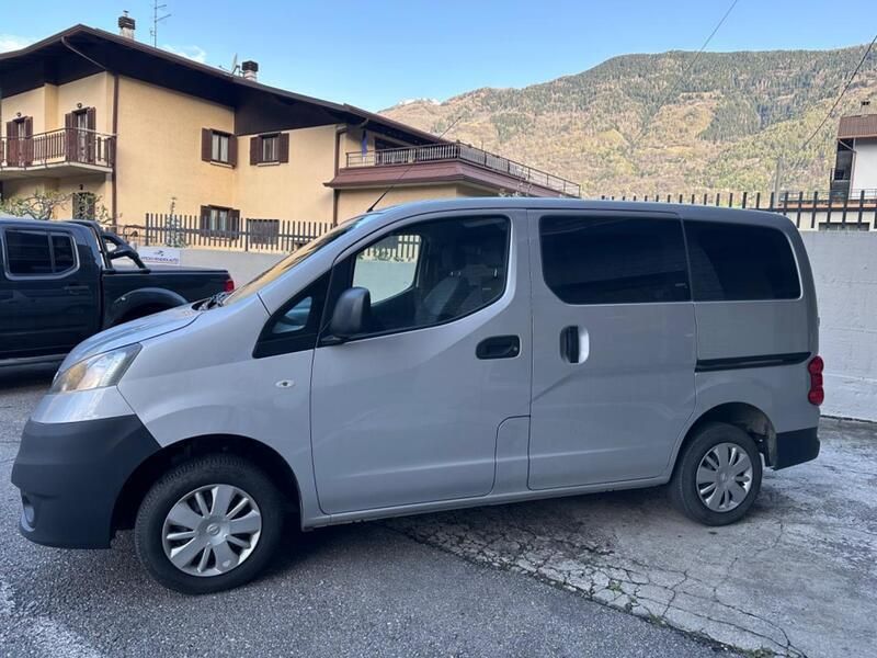 Usata Nissan NV200 110 CV (80 kW) 2018 Argento Monovolume