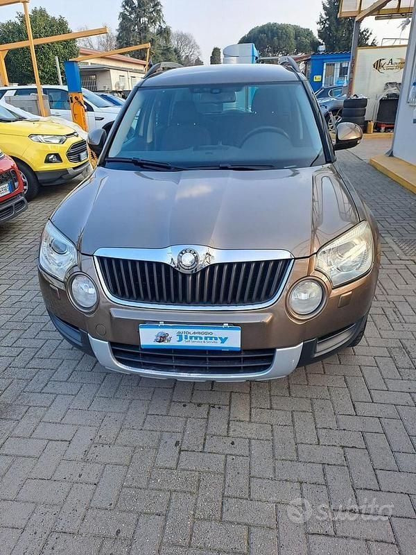 Usata Skoda Yeti Experience 104 CV (76 kW) 2010 Grigio SUV