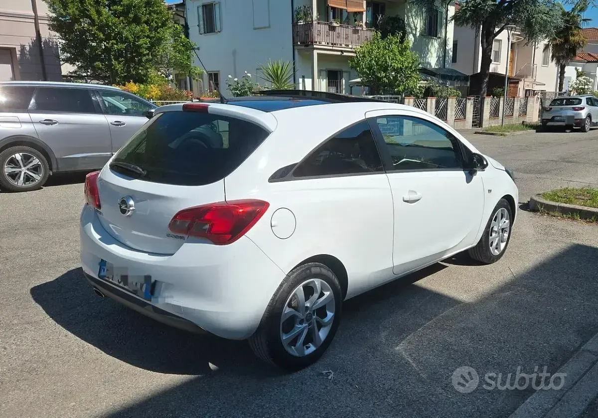 Usata Opel Corsa 95 CV (69 kW) 2015 Bianco Utilitaria