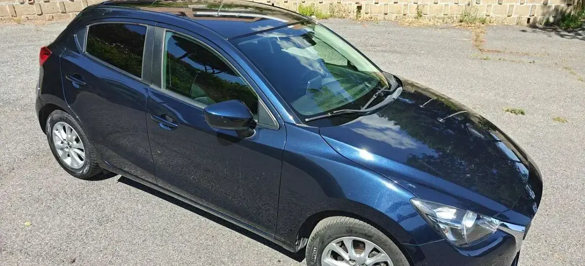 Usata Mazda 2 75 CV (55 kW) 2016 Blu/azzurro Utilitaria