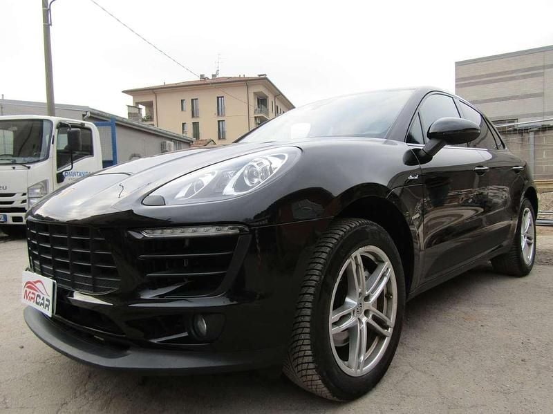 Usata Porsche Macan 250 CV (183 kW) 2017 Nero metallizzato SUV