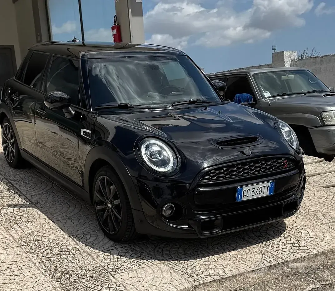 Gebraucht Mini Cooper S 192 PS (141 kW) 2020 Schwarz Kleinwagen