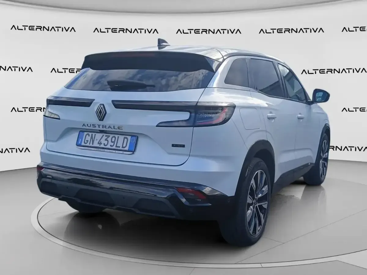 Usata Renault Clio Techno 131 CV (96 kW) 2023 Bianco Utilitaria