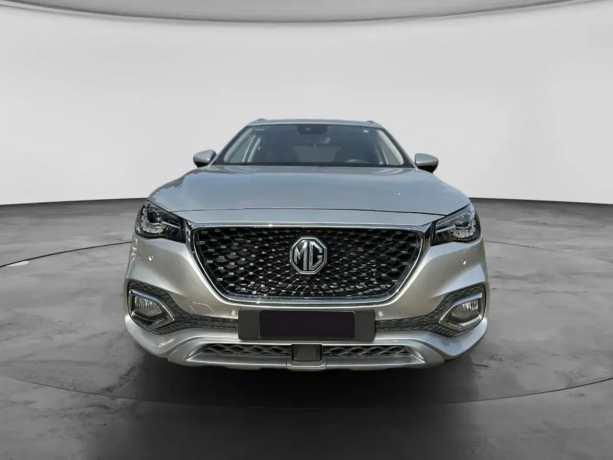 Usata MG HS Luxury 162 CV (119 kW) 2023 Argento SUV