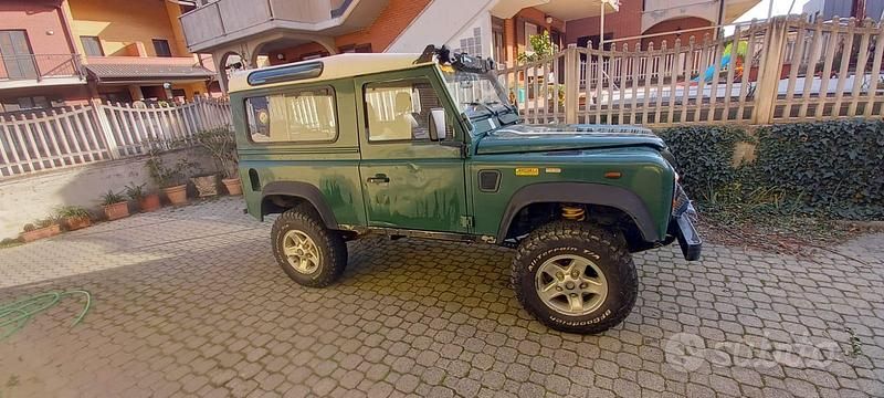 Usata Land Rover Defender 2003 Verde SUV