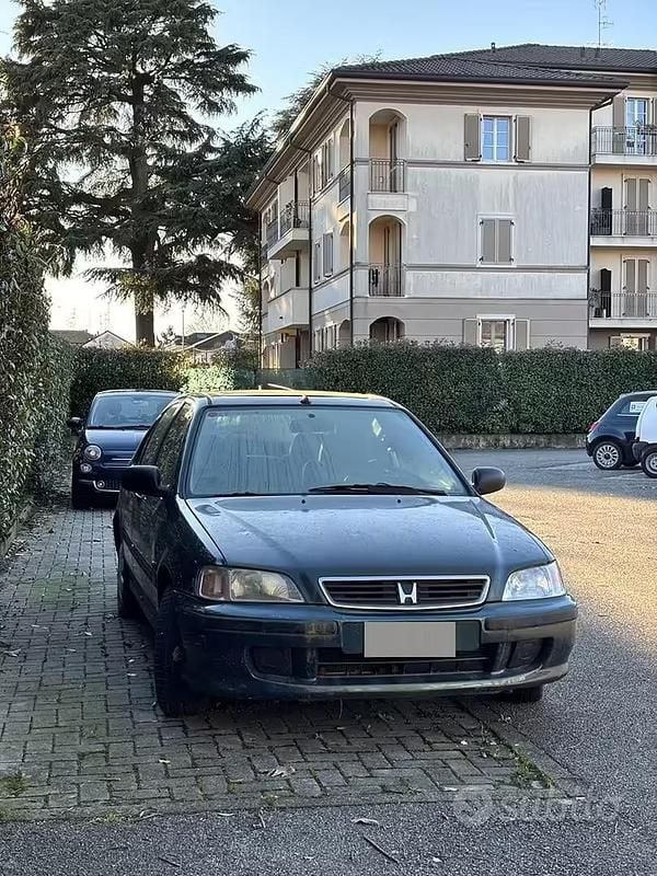 Usata Honda Civic 75 CV (55 kW) 1997 Verde Berlina