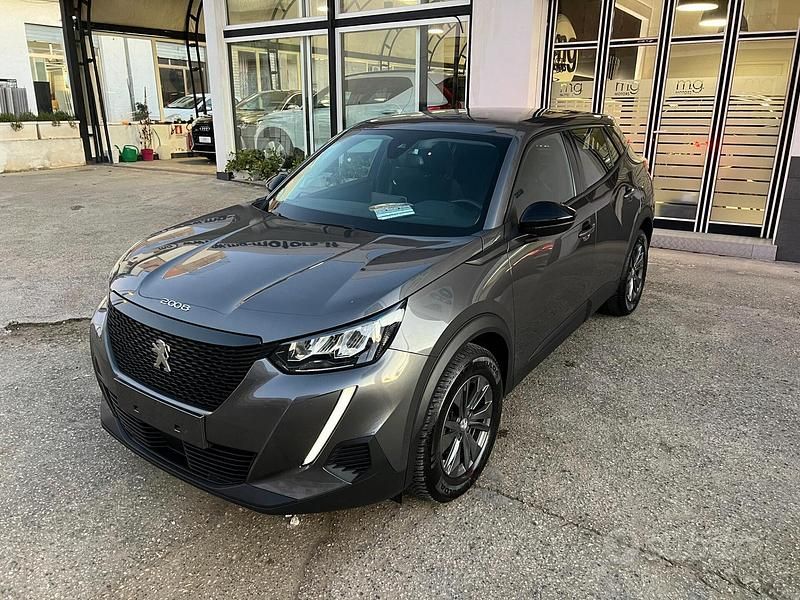 Usata Peugeot 2008 100 CV (73 kW) 2022 Grigio SUV