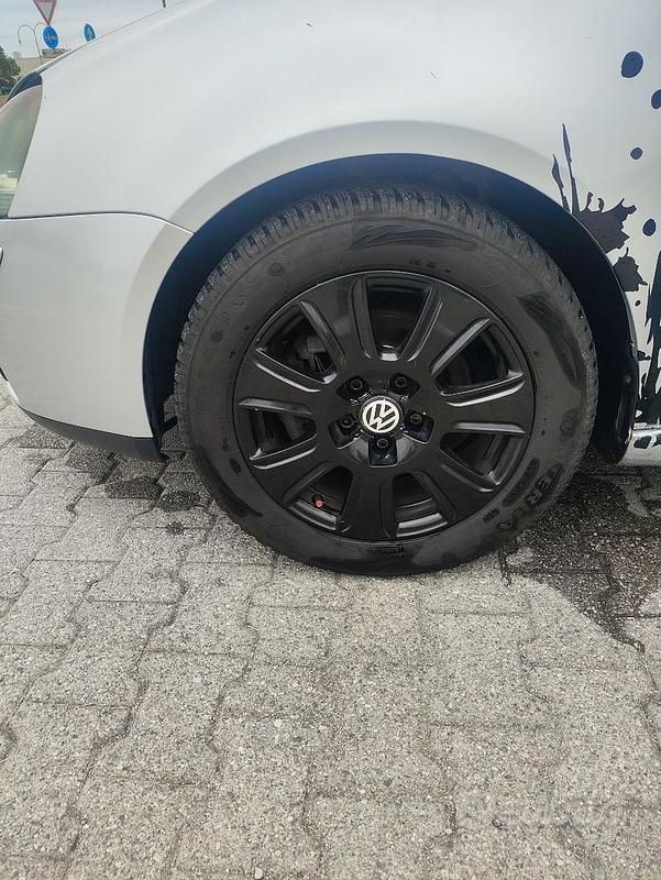 Usata VW Golf V 115 CV (84 kW) 2004 Grigio Utilitaria