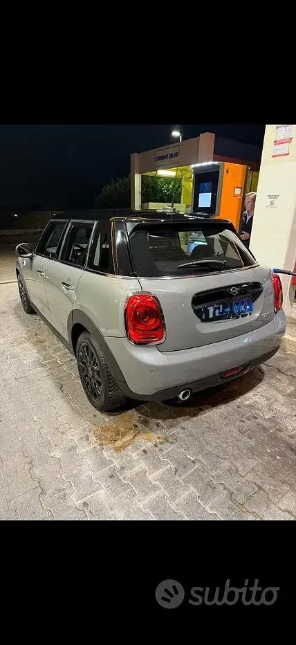 Usata Mini Cooper D 116 CV (85 kW) 2018 Grigio Utilitaria