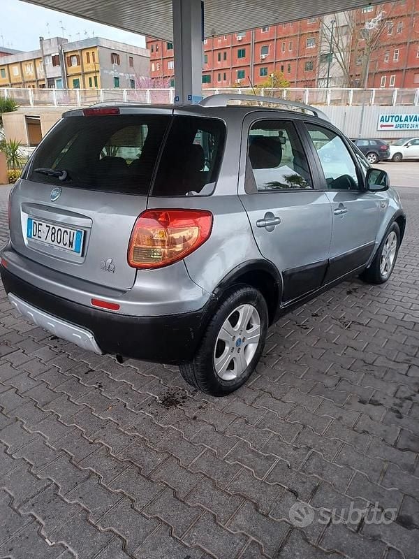 Usata Fiat Sedici 2006 Grigio SUV