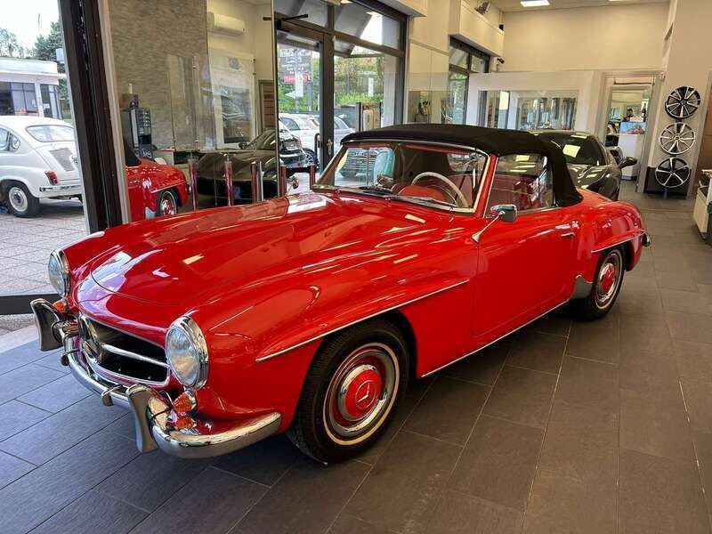 Usata Mercedes 190 105 CV (77 kW) 1962 Rosso Berlina
