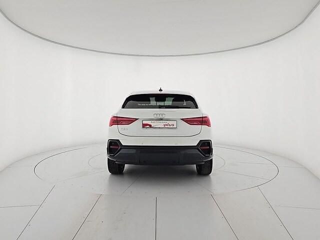 Usata Audi Q3 Sportback Business Plus 150 CV (110 kW) 2023 Bianco ibis SUV