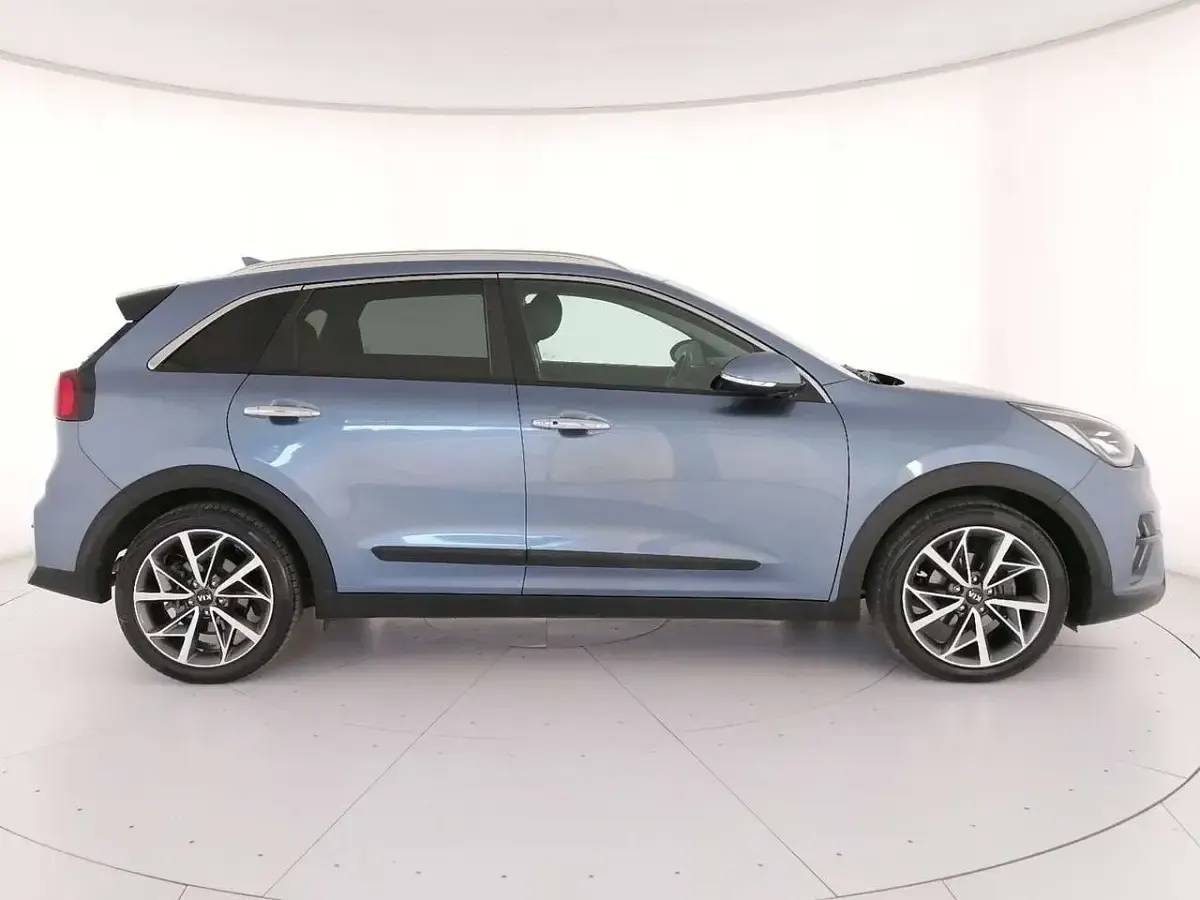 Usata Kia Niro 141 CV (103 kW) 2020 Blu/azzurro SUV