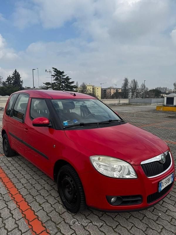 Usata Skoda Roomster Sport 105 CV (77 kW) 2007 Rosso Monovolume