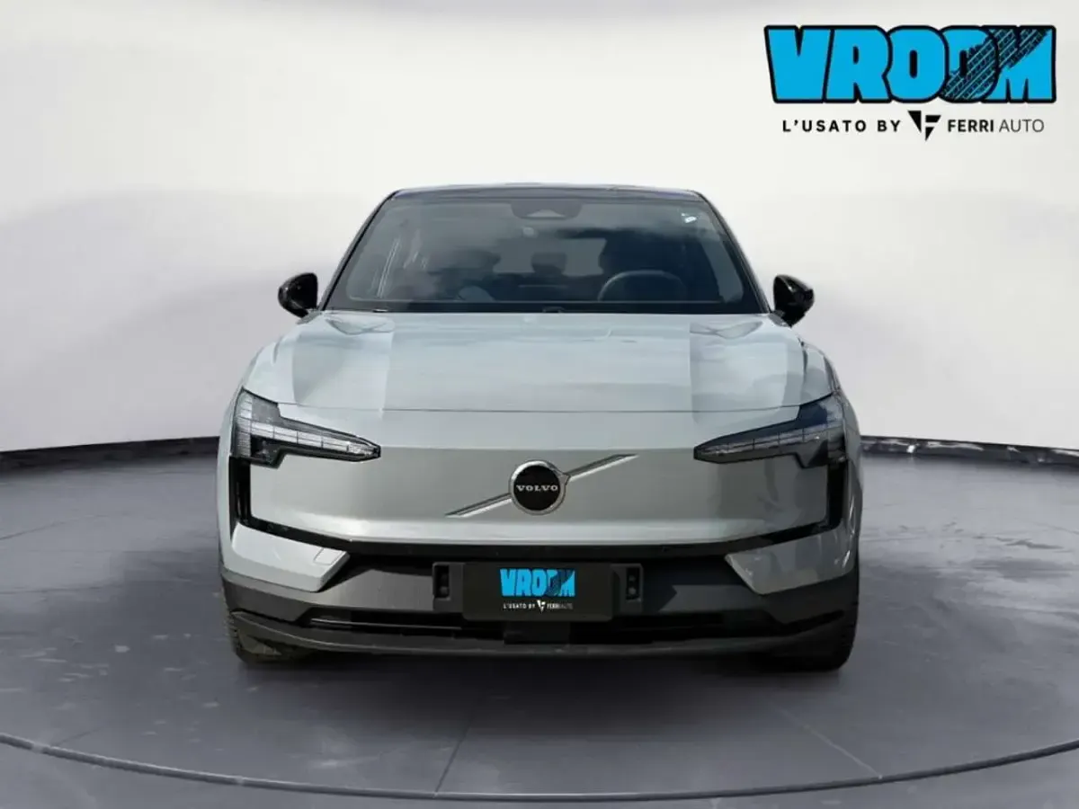 Usata Volvo EX30 Plus 75 kW (102 CV) 2024 Grigio SUV