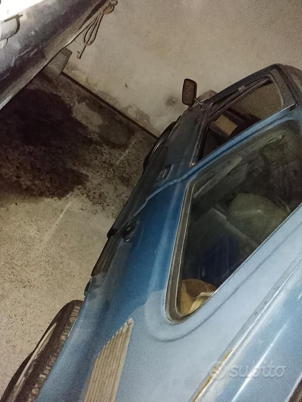 Usata Fiat 126 24 CV (17 kW) 1987 Blu Utilitaria