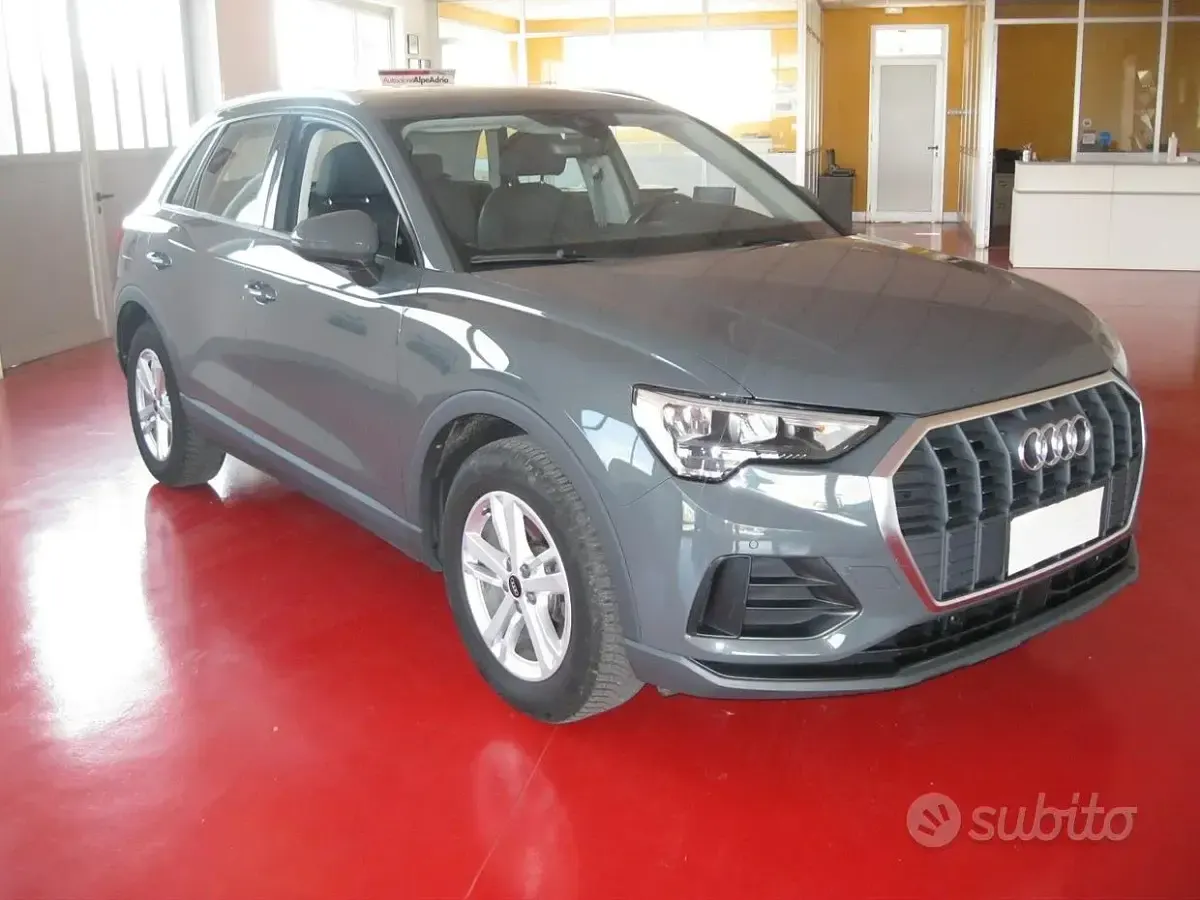 Usata Audi Q3 Advanced 150 CV (110 kW) 2022 Grigio SUV