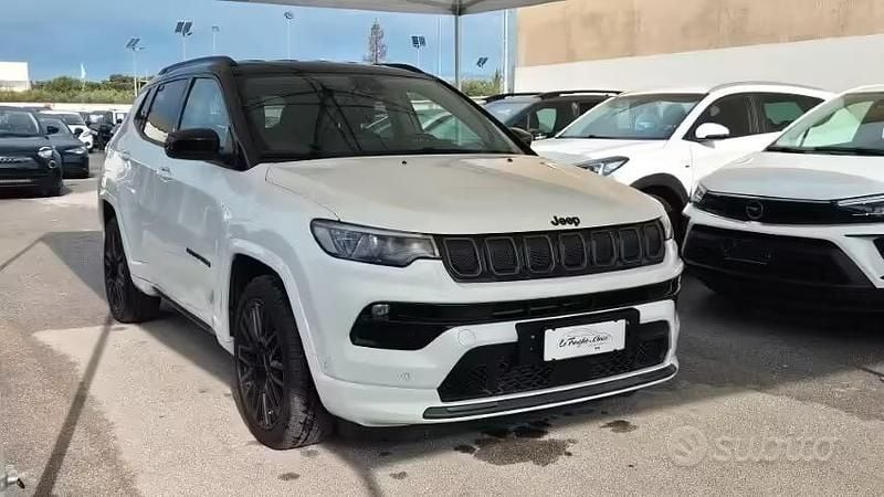 Usata Jeep Compass 131 CV (96 kW) 2022 Bianco SUV