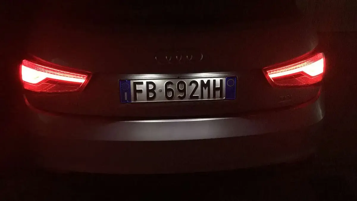 Usata Audi A1 Ambiente 90 CV (66 kW) 2015 Grigio Utilitaria