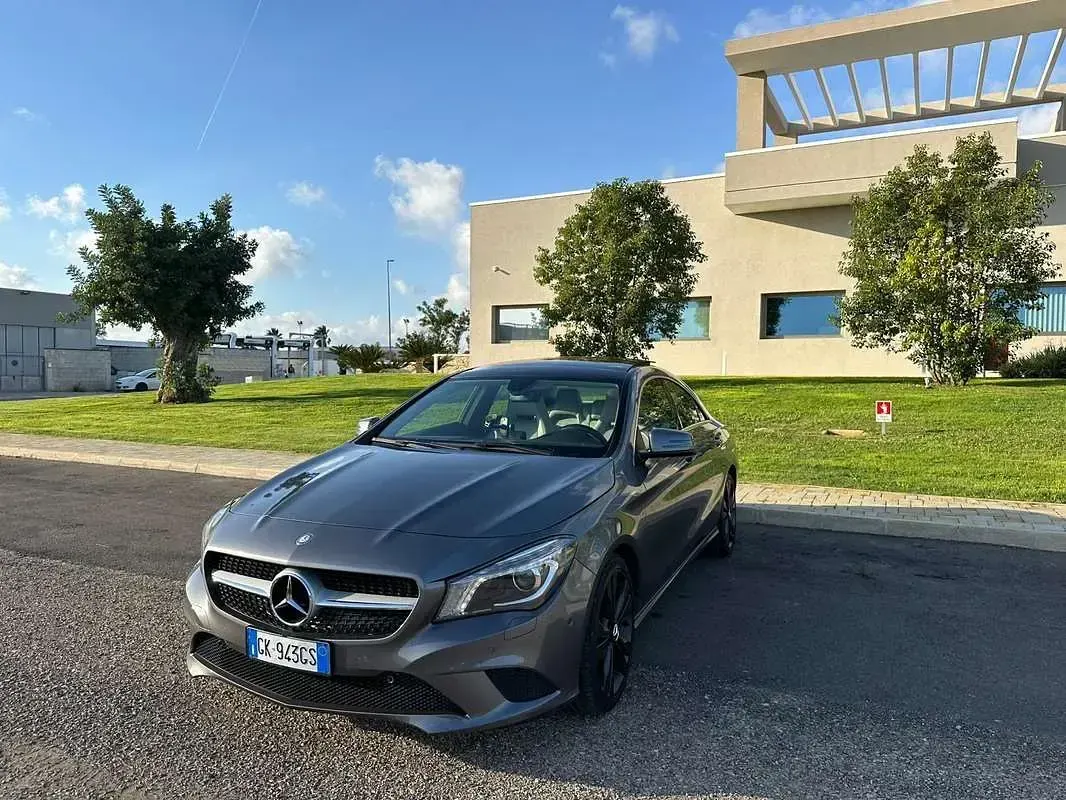 Usata Mercedes CLA220 170 CV (125 kW) 2013 Grigio Berlina