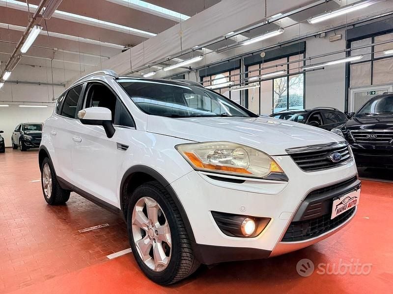 Usata Ford Kuga Titanium 136 CV (100 kW) 2009 Bianco SUV