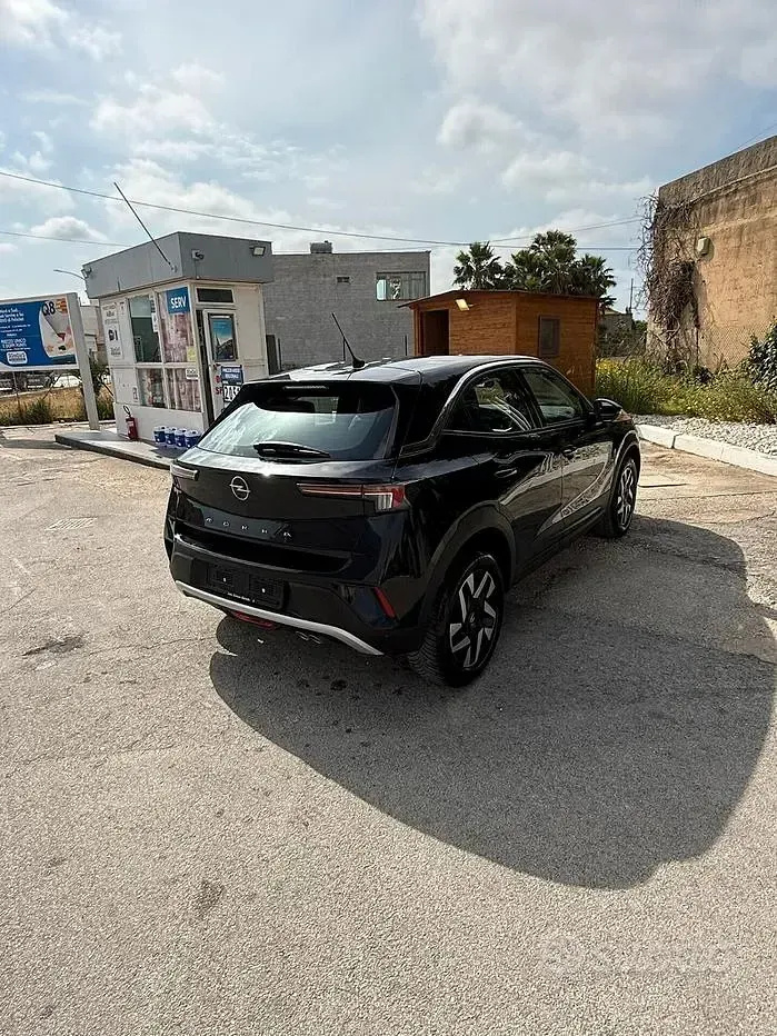 Usata Opel Mokka Elegance 131 CV (96 kW) 2023 Nero SUV