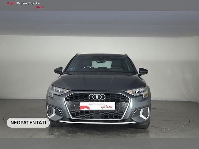 Usata Audi A3 Advanced 116 CV (85 kW) 2024 Grigio manhattan metallizzato Berlina