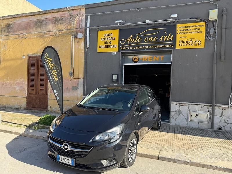 Nero Usata 2015 Opel Corsa Due volumi | 5499 € (Ottimo prezzo) - Immagine 1/4