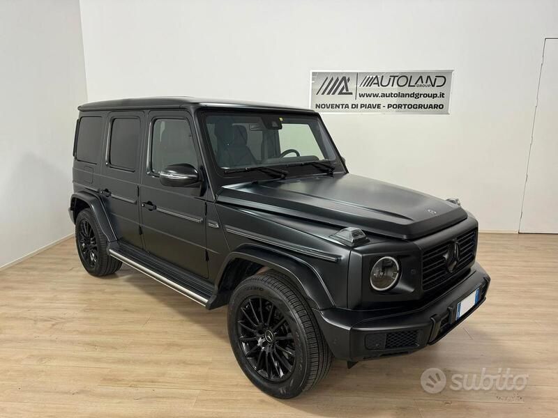 Nero notte magno Usata 2023 Mercedes G400 AMG line SUV | 134.900 € (Buon prezzo) - Immagine 1/4