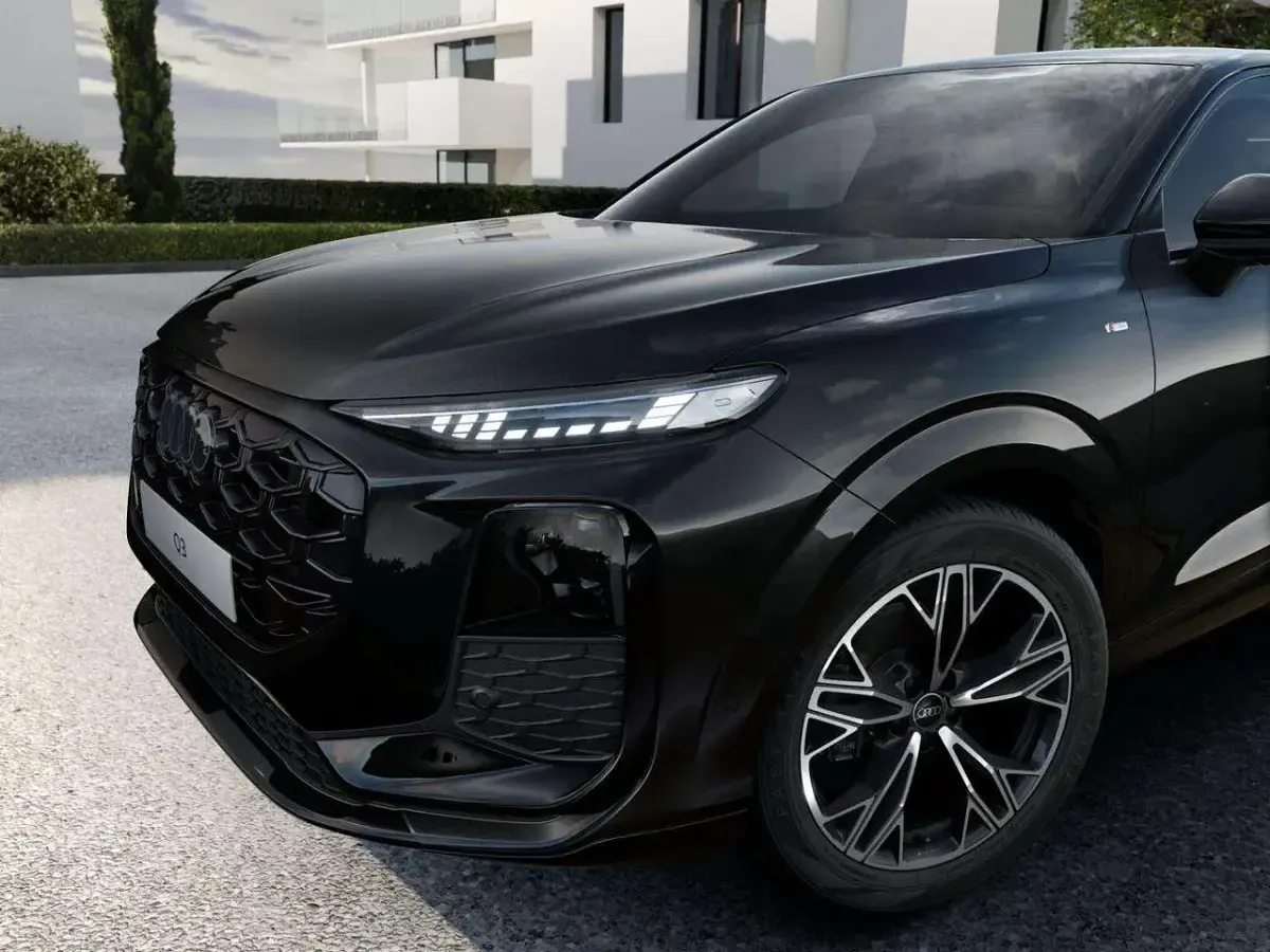 Nuova Audi Q3 S-Line 150 CV (110 kW) 2026 Nero SUV