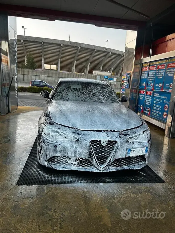 Usata Alfa Romeo Giulia 150 CV (110 kW) 2017 Berlina