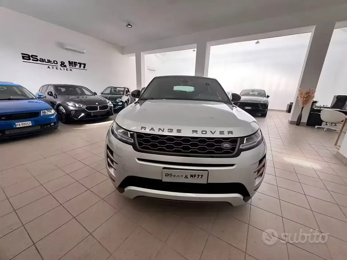 Usata Land Rover Range Rover evoque SE Dynamic 150 CV (110 kW) 2019 Grigio SUV