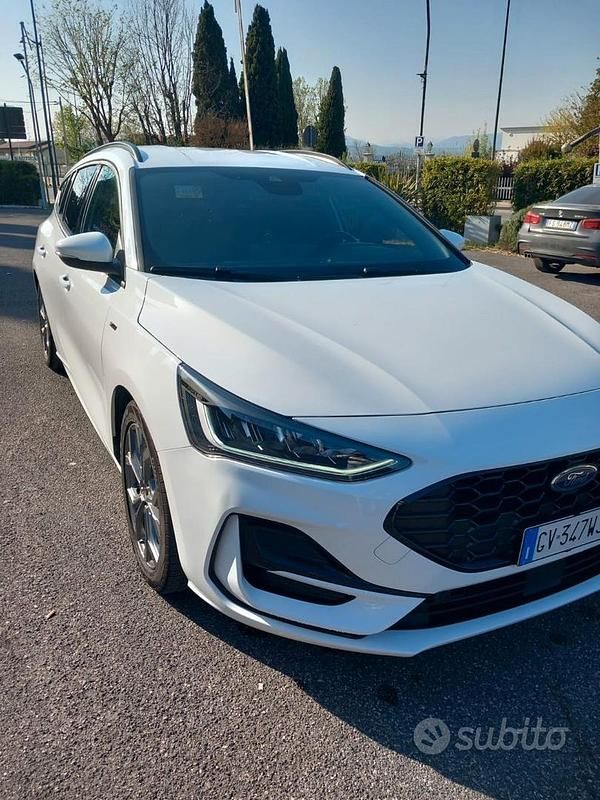 Usata Ford Focus ST-Line 120 CV (88 kW) 2024 Bianco Furgone