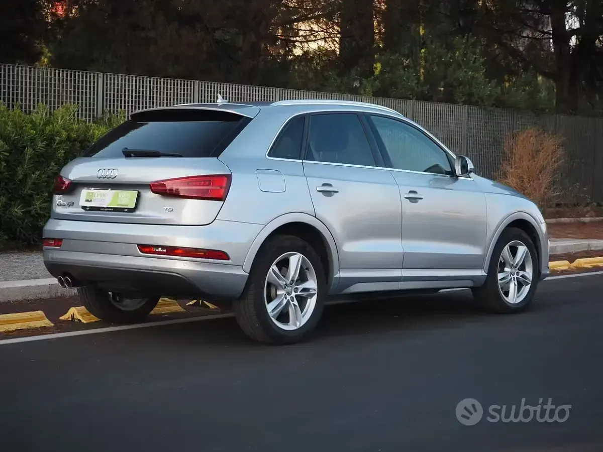 Usata Audi Q3 Sport 120 CV (88 kW) 2017 Grigio SUV