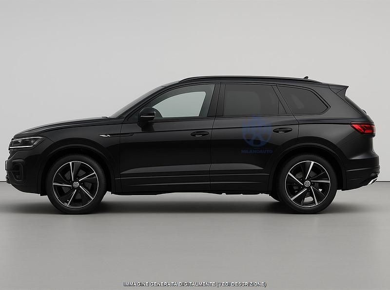 Usata VW Touareg Style 286 CV (210 kW) 2025 Nero SUV