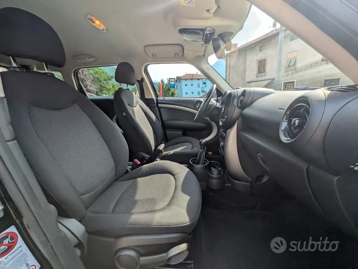 Usata Mini One Countryman 98 CV (72 kW) 2014 Nero SUV