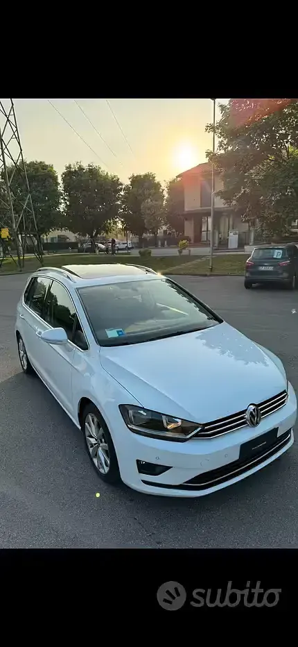 Usata VW Golf Sportsvan Executive 110 CV (80 kW) 2015 Monovolume