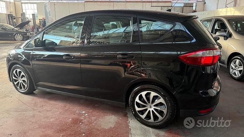 Occasion Ford C-MAX 115 ch (84 kW) 2012 Noir Monospace