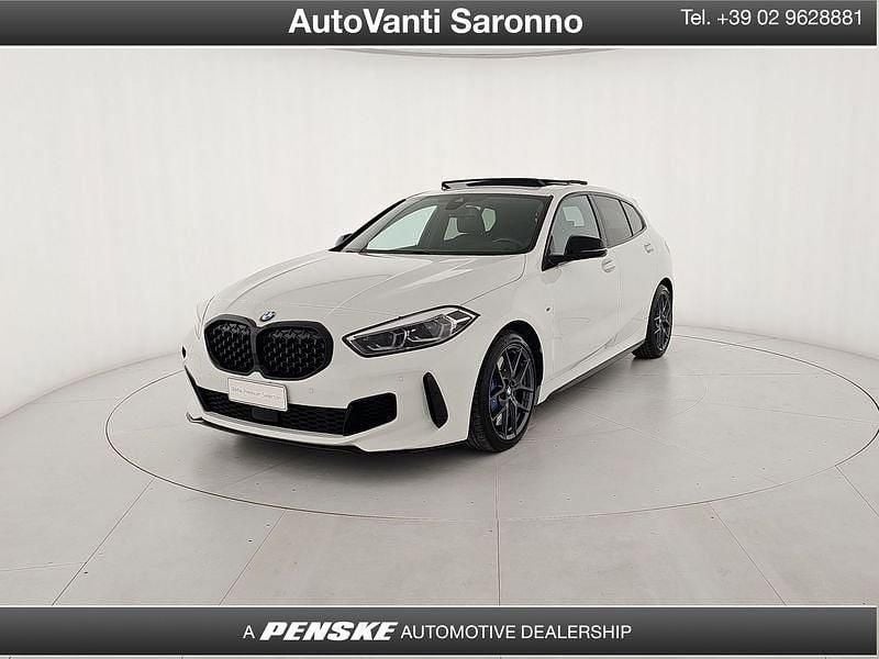 Bianco Usata 2022 BMW M135 Efficient Dynamics Due volumi | 32.960 € (Buon prezzo) - Immagine 1/3