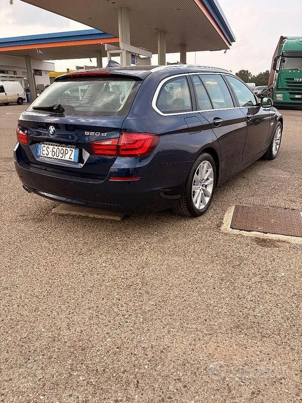 Usata BMW 520 190 CV (139 kW) 2013 Blu Station wagon